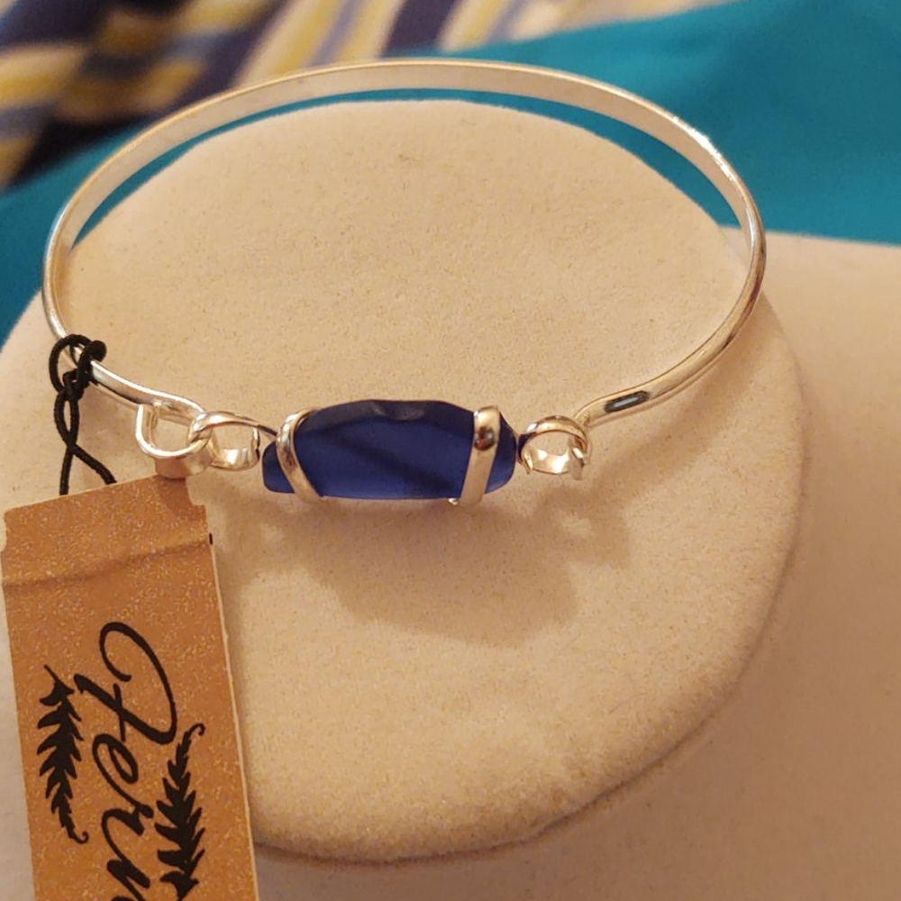Bracelet silver and blue stone